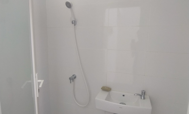 Royal Residence 2 Menganti ada Kanopi Gorden