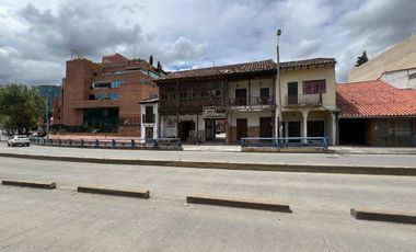 DE OPORTUNIDAD PROPIEDAD EN VENTA - AV. 12 DE ABRIL - CUENCA