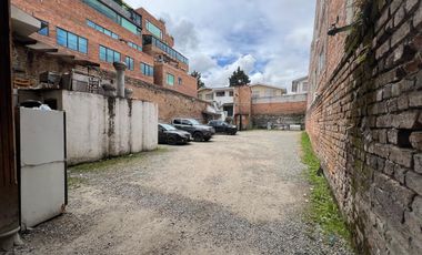 DE OPORTUNIDAD PROPIEDAD EN VENTA - AV. 12 DE ABRIL - CUENCA