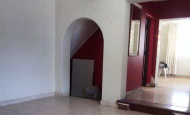 Venta De Casa En Esquina – Balneario De Ancón, A Metros Del Malecón Ferreiros