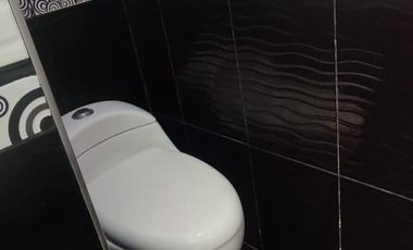 Venta De Casa En Esquina – Balneario De Ancón, A Metros Del Malecón Ferreiros