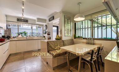 Espectacular Casa En Barrio Familiar, Cercana a Colegio Mayflower, Conectividad