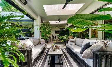 Espectacular Casa En Barrio Familiar, Cercana a Colegio Mayflower, Conectividad