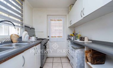 Amplia propiedad ubicada en tranquilo sector