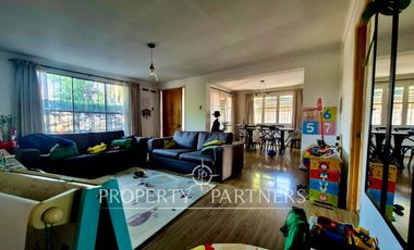 Amplia casa en venta en San Juan Bosco, La Cisterna