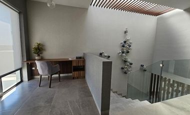 Casa en Venta en Colina de Santiago – Sector Viñedos, Torreón