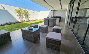 Casa en Venta en Colina de Santiago – Sector Viñedos, Torreón