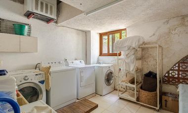 Amplia casa con vista espectacular a la laguna de Valle de Bravo