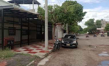 ARRIENDO de CASA COMERCIAL en NEIVA