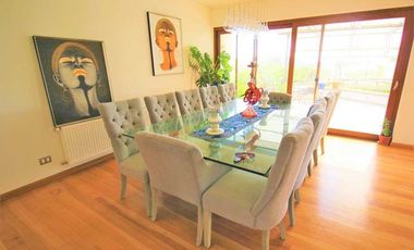 Hermosa casa moderna en parcela