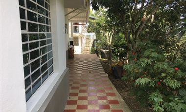 VENTA CASA CAMPESTRE LA MESA