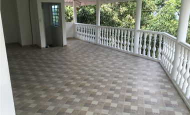 VENTA CASA CAMPESTRE LA MESA