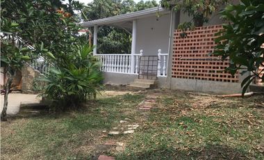 VENTA CASA CAMPESTRE LA MESA