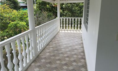 VENTA CASA CAMPESTRE LA MESA