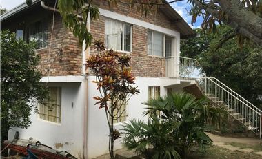 VENTA CASA CAMPESTRE LA MESA