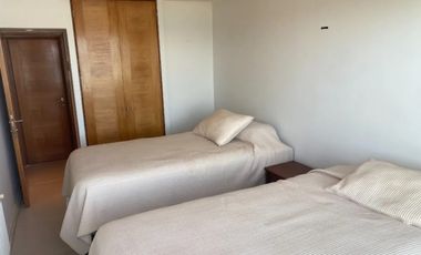 EDIFICIO LAS ROCAS / REÑACA