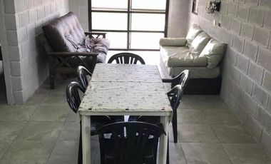 Casa en venta - 2 Dormitorios 1 Baño - Cocheras - 600Mts2 - Mar del Sur