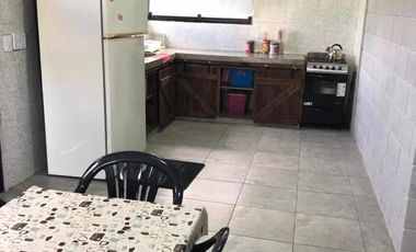 Casa en venta - 2 Dormitorios 1 Baño - Cocheras - 600Mts2 - Mar del Sur