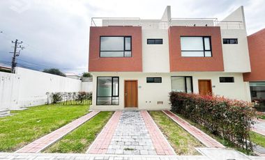 Venta de casa Sector La Armenia 2 - ¡Aplica Crédito VIP o Miti-Miti!