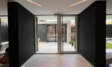 Venta Semipiso 3 Dormitorios con cochera - Av. San Juan 766 - Neuquén Capital