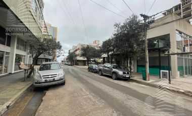 Departamento 2 amb, pleno centro de Mar de Ajo c/gas natural.