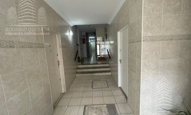 Departamento 2 amb, pleno centro de Mar de Ajo c/gas natural.