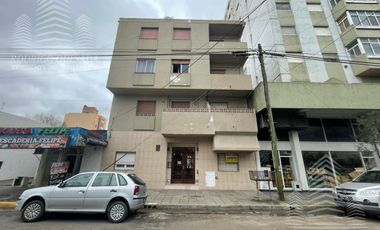 Departamento 2 amb, pleno centro de Mar de Ajo c/gas natural.