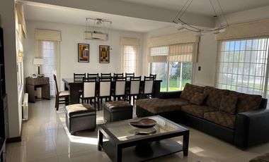 Casa en  Venta Barrio Dalvian