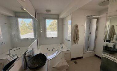 Casa en  Venta Barrio Dalvian