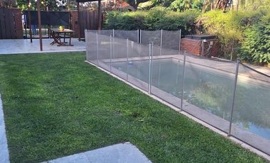 Casa de 2 dormitorios con pileta en Funes