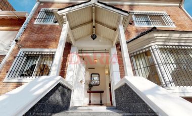 Magnifica Residencia, Libert. al Rio, 5 dormitorios, 4 baños, gge 3, play, jardín, pileta!