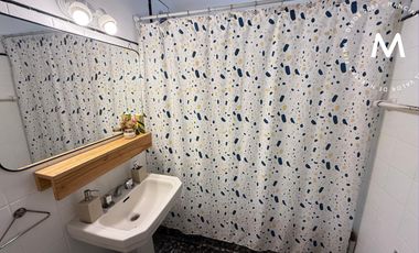 Venta en block: local, galpón y departamento de 3 ambientes