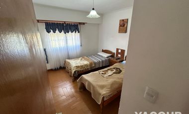 Casas en alquiler temporario - 4 Dormitorios 2 Baños - Mar del Plata