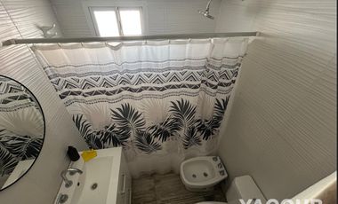 Casas en alquiler temporario - 4 Dormitorios 2 Baños - Mar del Plata