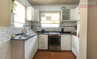 Dúplex muy bien ubicado