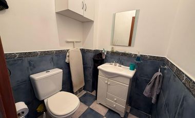 Duplex de 3 ambientes con patio, parrilla y espacio guarda coche- Wilde