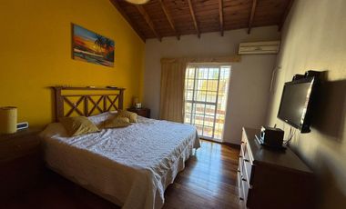 Duplex de 3 ambientes con patio, parrilla y espacio guarda coche- Wilde