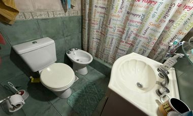 Duplex de 3 ambientes con patio, parrilla y espacio guarda coche- Wilde