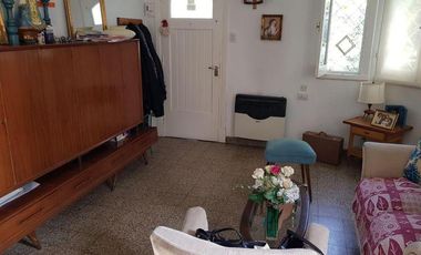 Casa sobre importante lote