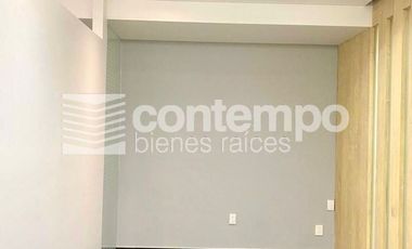 Venta/Renta Oficina Plaza Antigua, Hacienda Vallescondido, Atizapán, EDOMEX