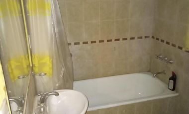 Casa en venta - 3 Dormitorios 4 Baños - Cochera - 1.200Mts2 - Presidente Perón