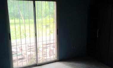 Casa en venta - 3 Dormitorios 4 Baños - Cochera - 1.200Mts2 - Presidente Perón