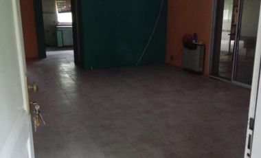 Casa en venta - 3 Dormitorios 4 Baños - Cochera - 1.200Mts2 - Presidente Perón