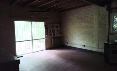 Casa en venta - 3 Dormitorios 4 Baños - Cochera - 1.200Mts2 - Presidente Perón