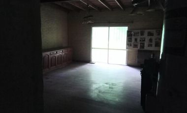 Casa en venta - 3 Dormitorios 4 Baños - Cochera - 1.200Mts2 - Presidente Perón