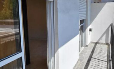 Dúplex en venta - 2 Dormitorios 1 Baño - Cochera - 75Mts2 - Esteban Echeverría