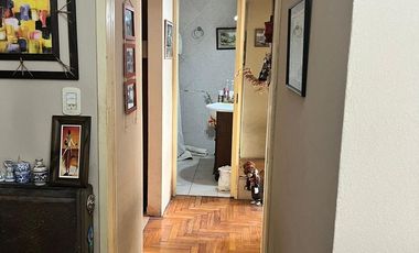 Departamento en venta - 2 Dormitorios 1 Baño - Cochera - 75Mts2 - General San Martín