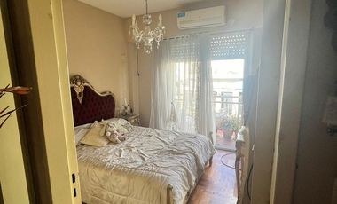 Departamento en venta - 2 Dormitorios 1 Baño - Cochera - 75Mts2 - General San Martín