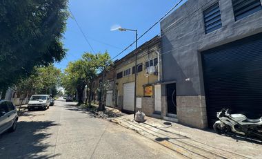 Galpón en  Venta excelente zona
