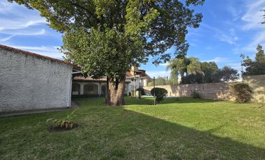 VENTA CASA 4 AMBIENTES EN VILLA ADELINA